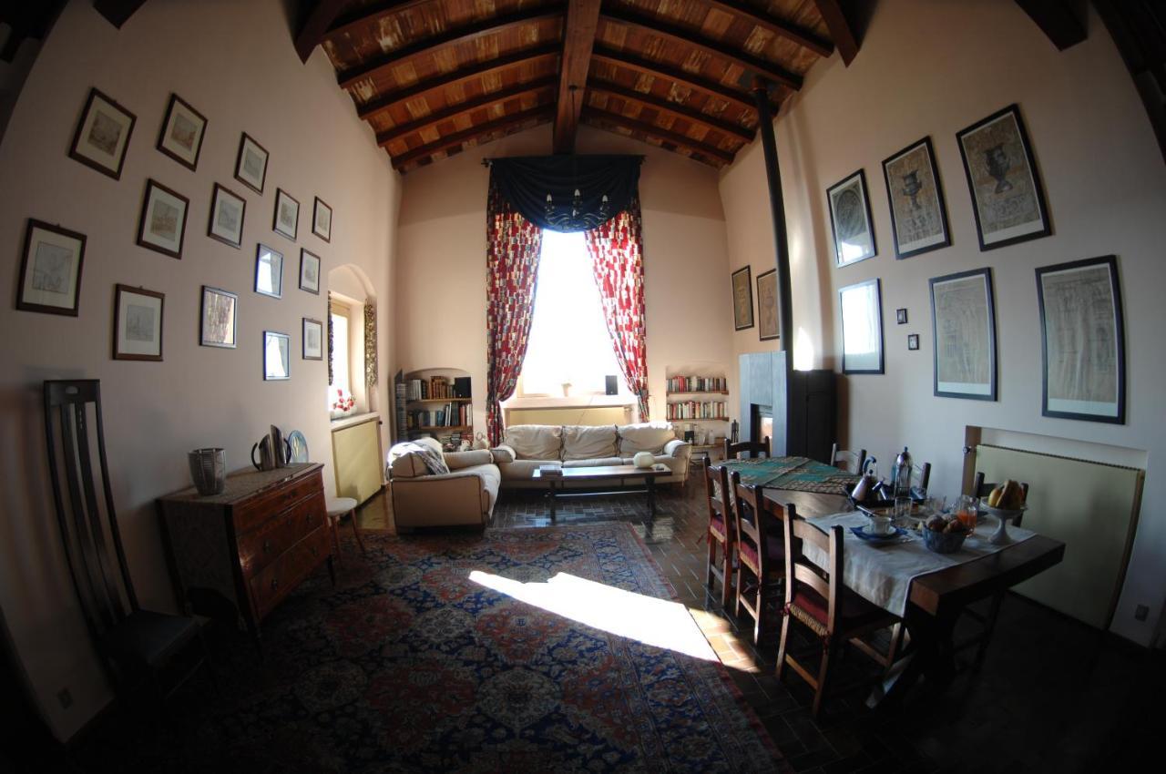 Mirabilia Bed and Breakfast Adrara San Rocco Buitenkant foto