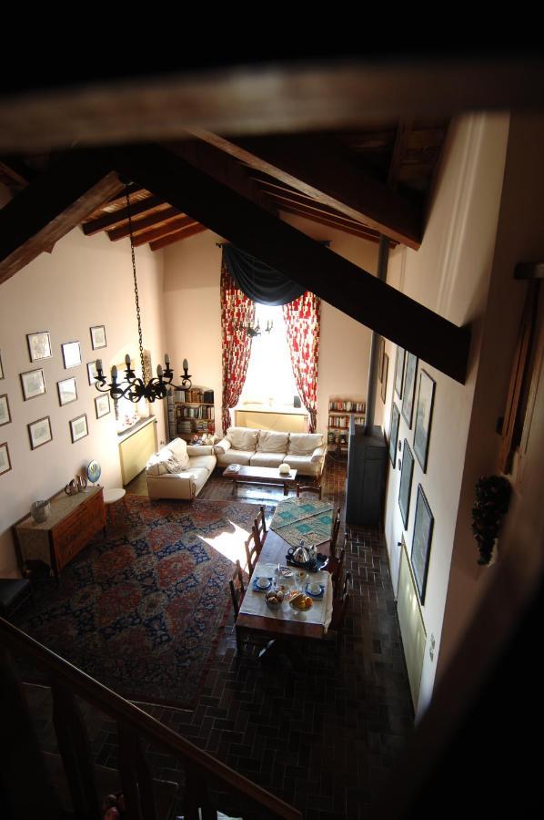Mirabilia Bed and Breakfast Adrara San Rocco Buitenkant foto